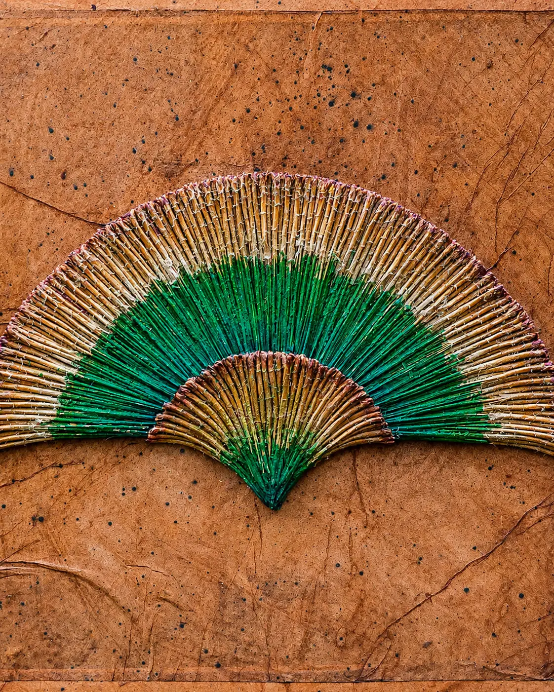 Sensu — Riet, natuurlijke pigmenten, handgeschept papier